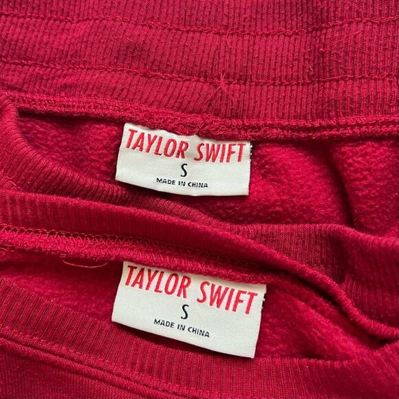 Taylor Swift Swiftie Red Sweatsuit Womens Sm Crewneck & Jogger Loungewear READ - Picture 5 of 14